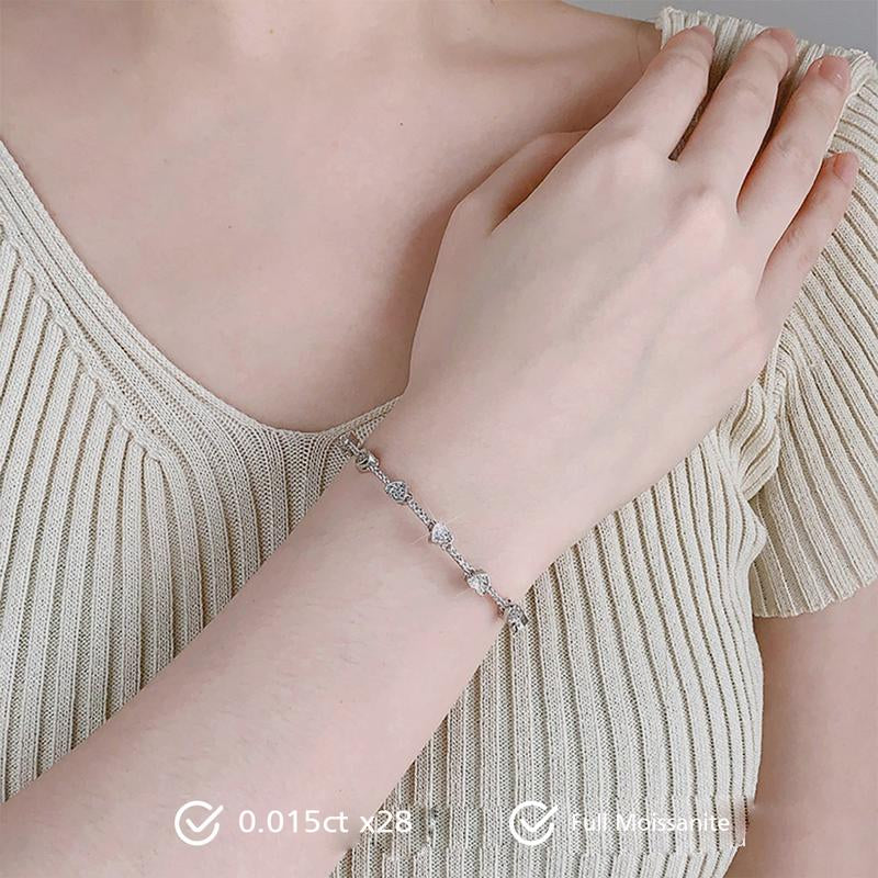 Xienna Heart Moissanite Bracelet 0.6 CT - round Cut - Lore Jewelry